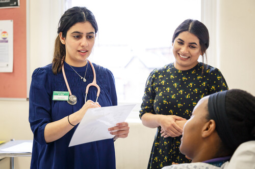 TVF awards a grant of £5000 to the University of Leeds School of Medicine NHS Student Workforce fund